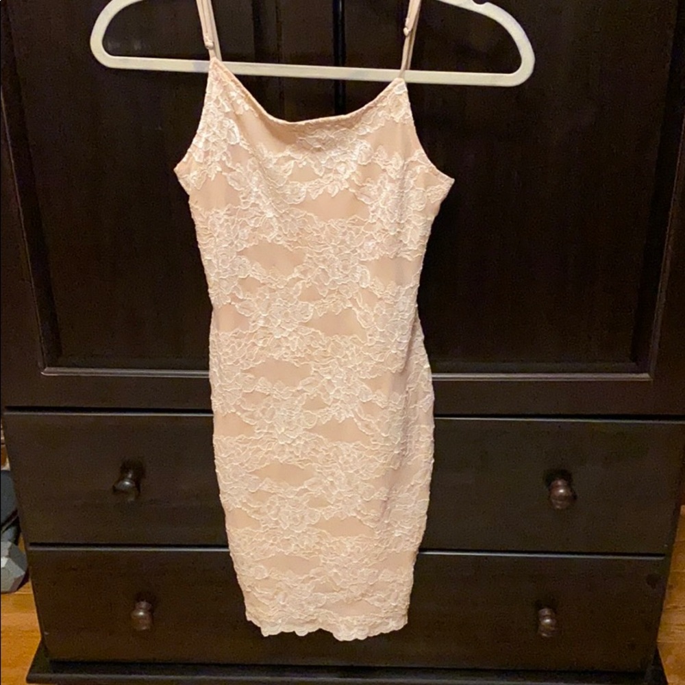 Pink Floral Lace Bodycon Dress